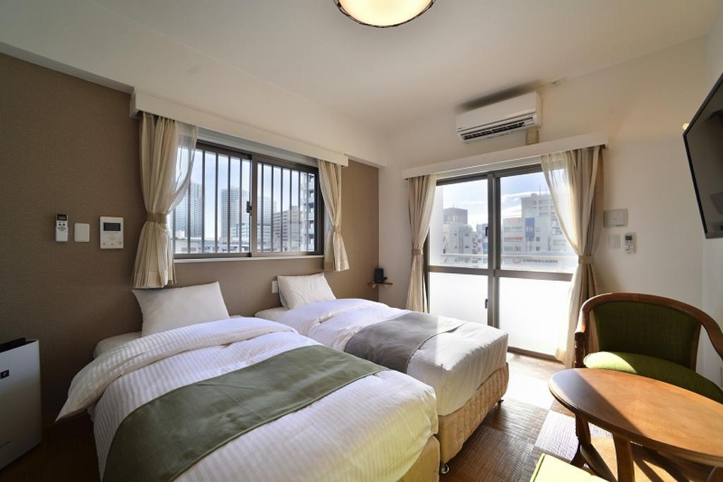 Cosmos Omoromachi Station Aparthotel Naha Kültér fotó
